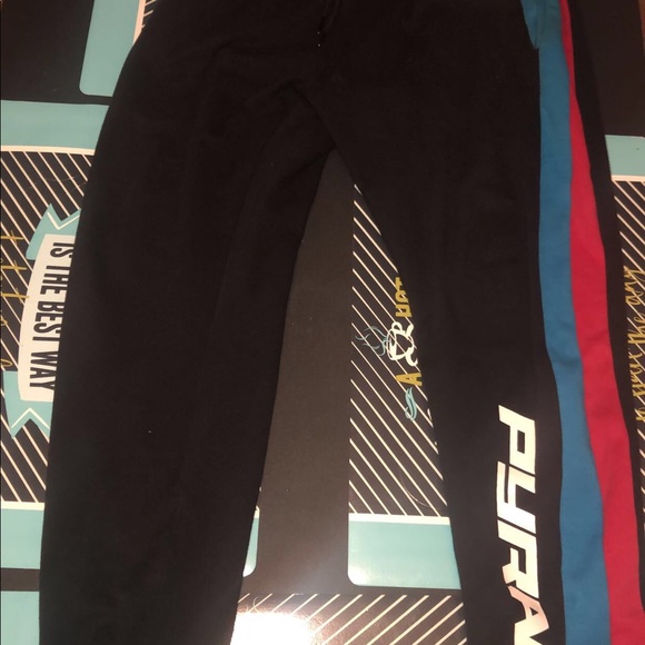 BLACK PYRAMID Co. - Picture 7 of 7